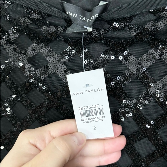 Ann Taylor black sequins midi skirt size 2 new - Picture 3 of 5